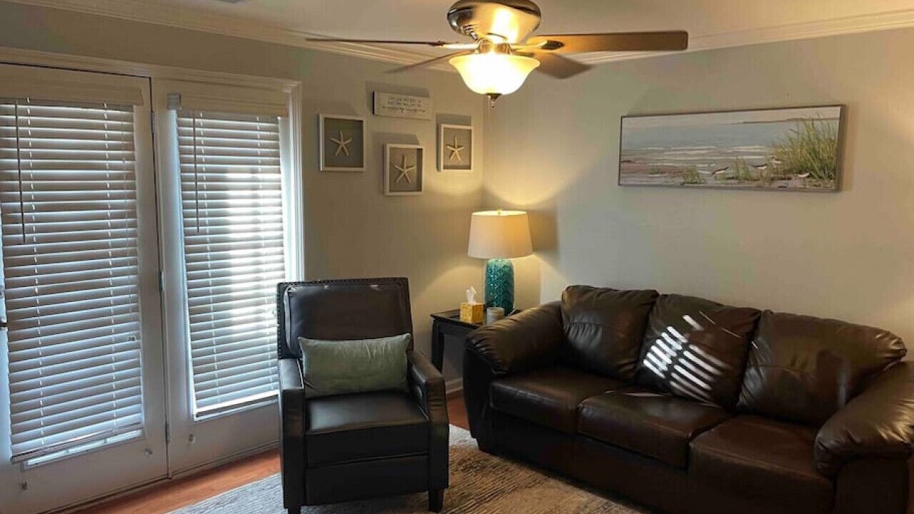 Photo of Livingroom in Gulf Park Estates