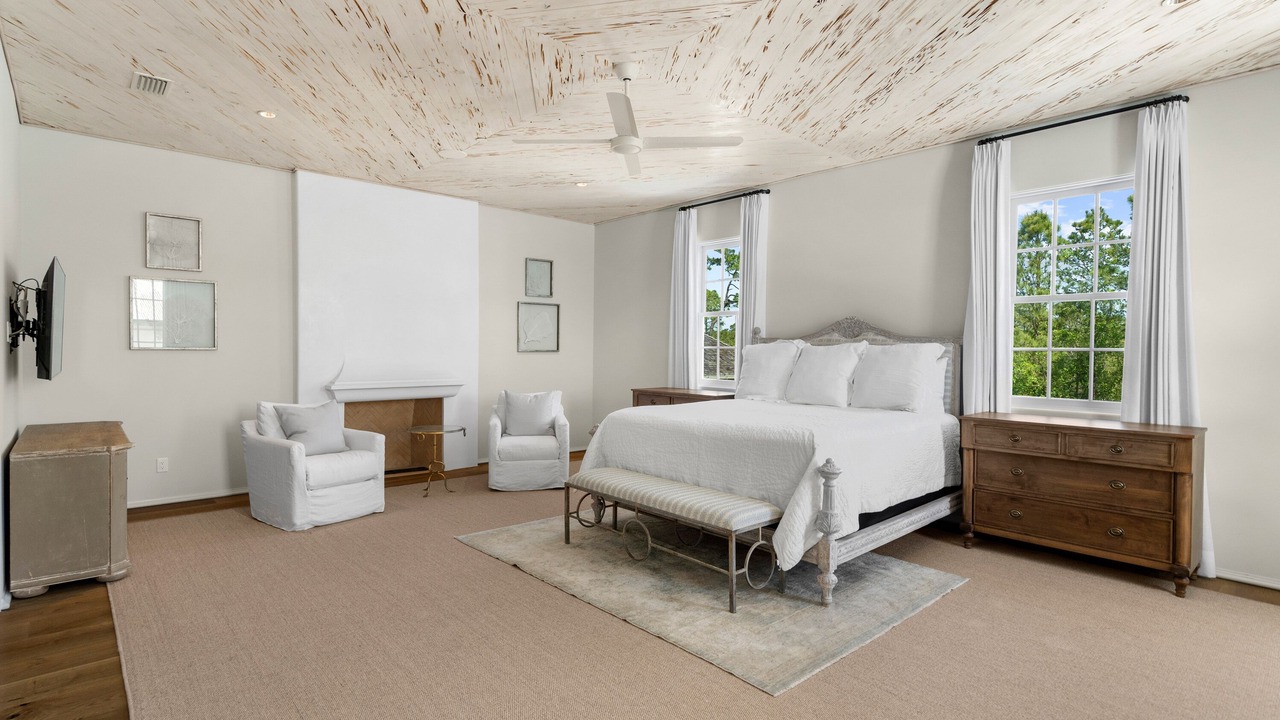 Photo of Bedroom in Seacrest Beach