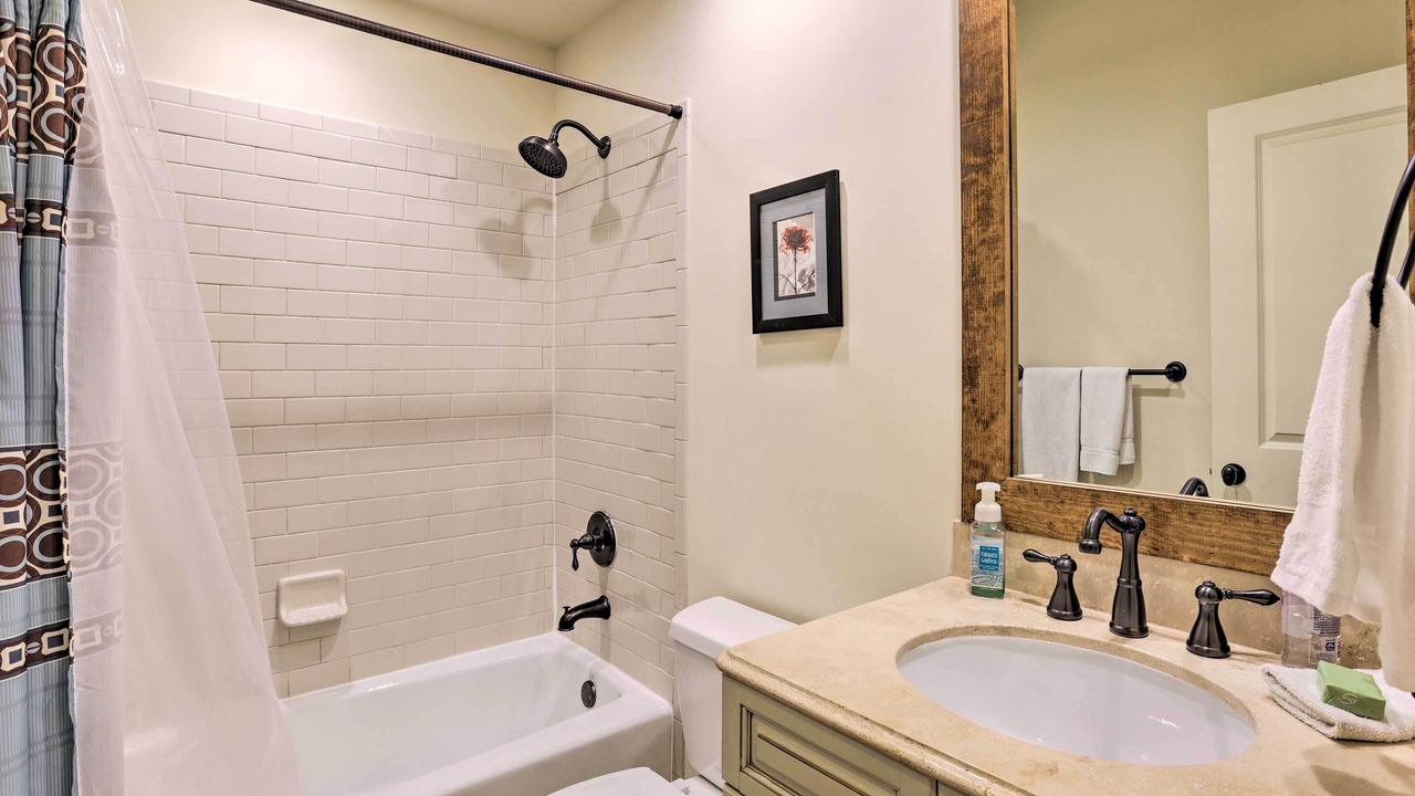 Photo of Bathroom in Dadeville