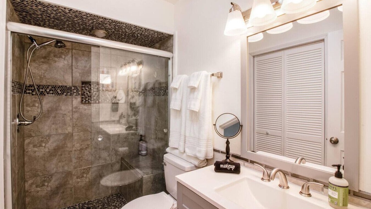 Photo of Bathroom in Miramar Beach