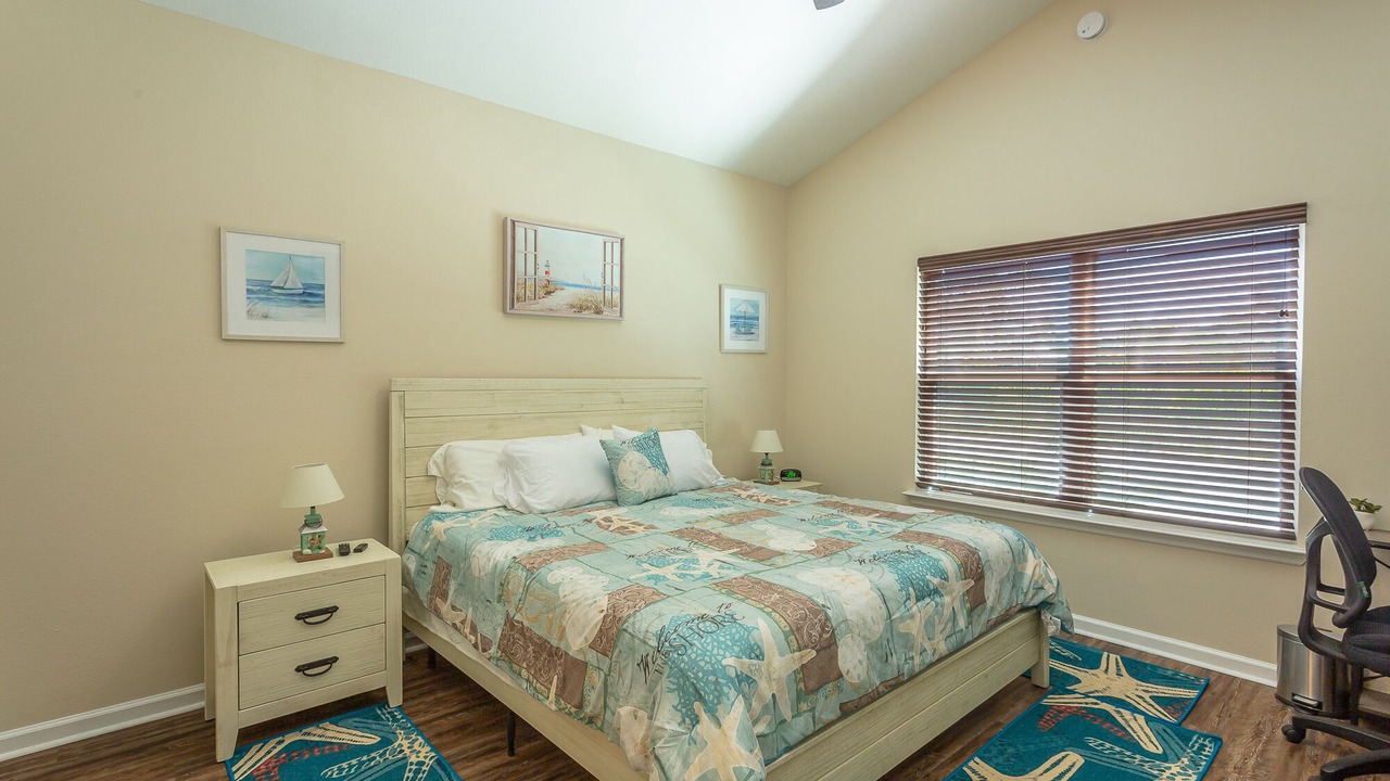 Photo of Bedroom in Carrabelle