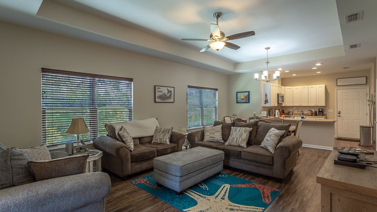 Photo of Livingroom in Carrabelle