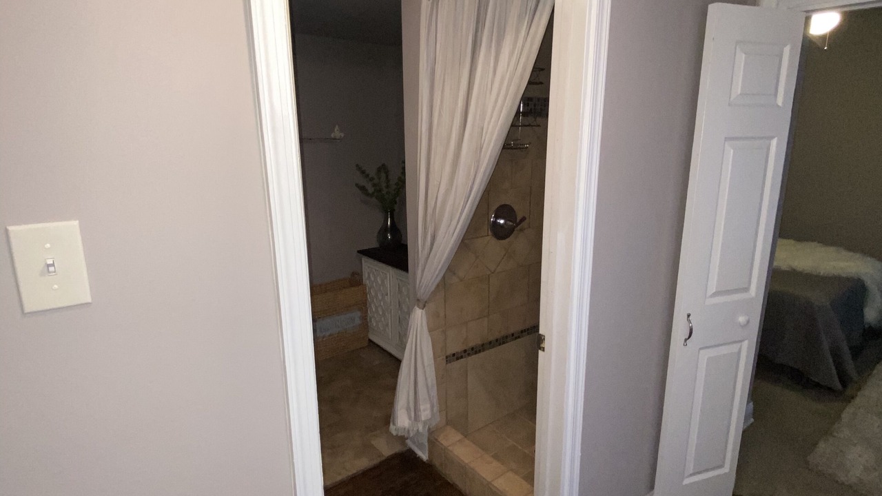 Photo of Bathroom in Faubourg Delassize