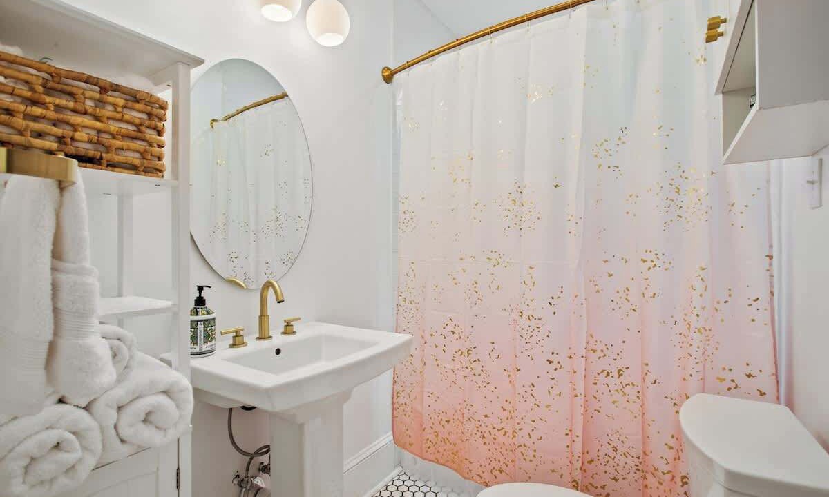 Photo of Bathroom in Saint Roch