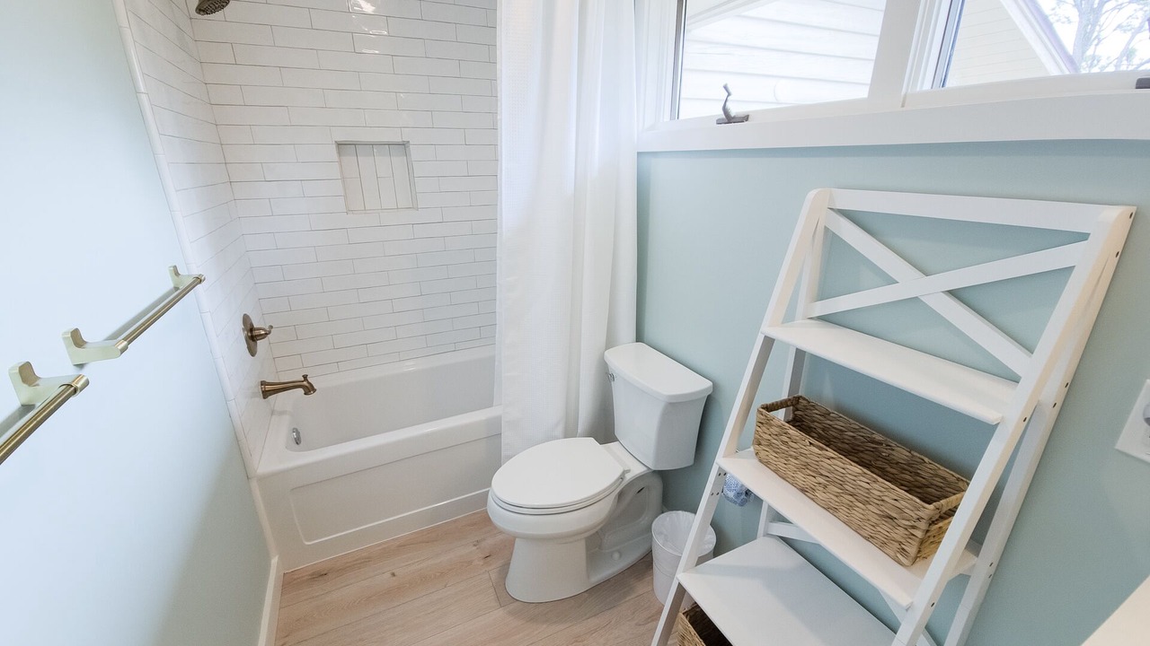 Photo of Bathroom in Plantation