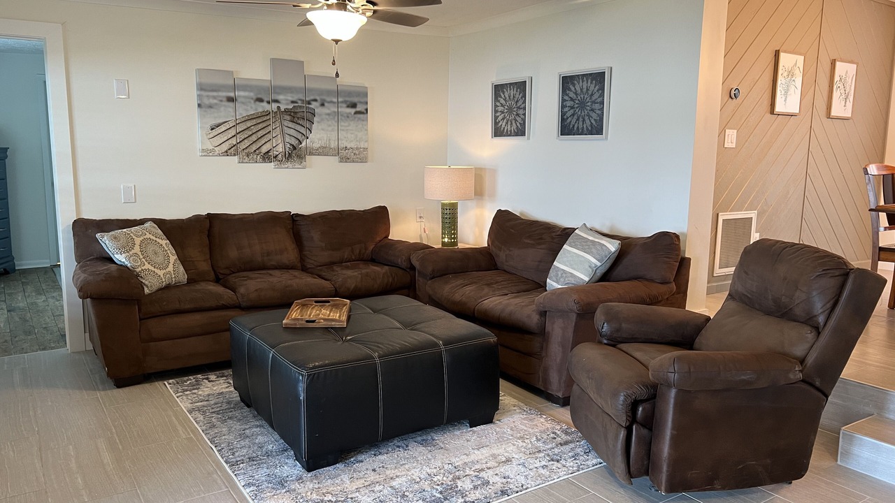 Photo of Livingroom in Edgar