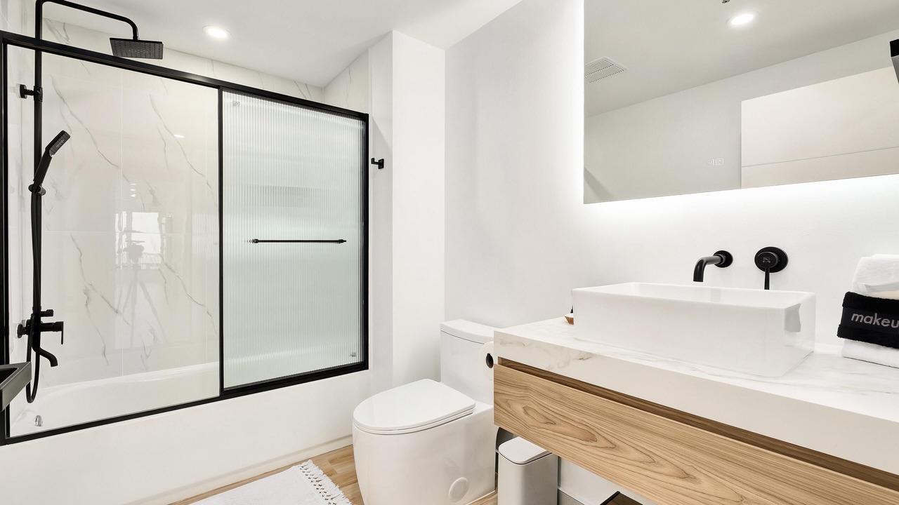 Photo of Bathroom in Thomas Drive