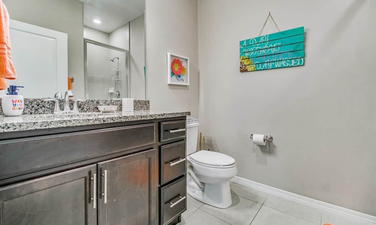 Photo of Bathroom in Ono Island