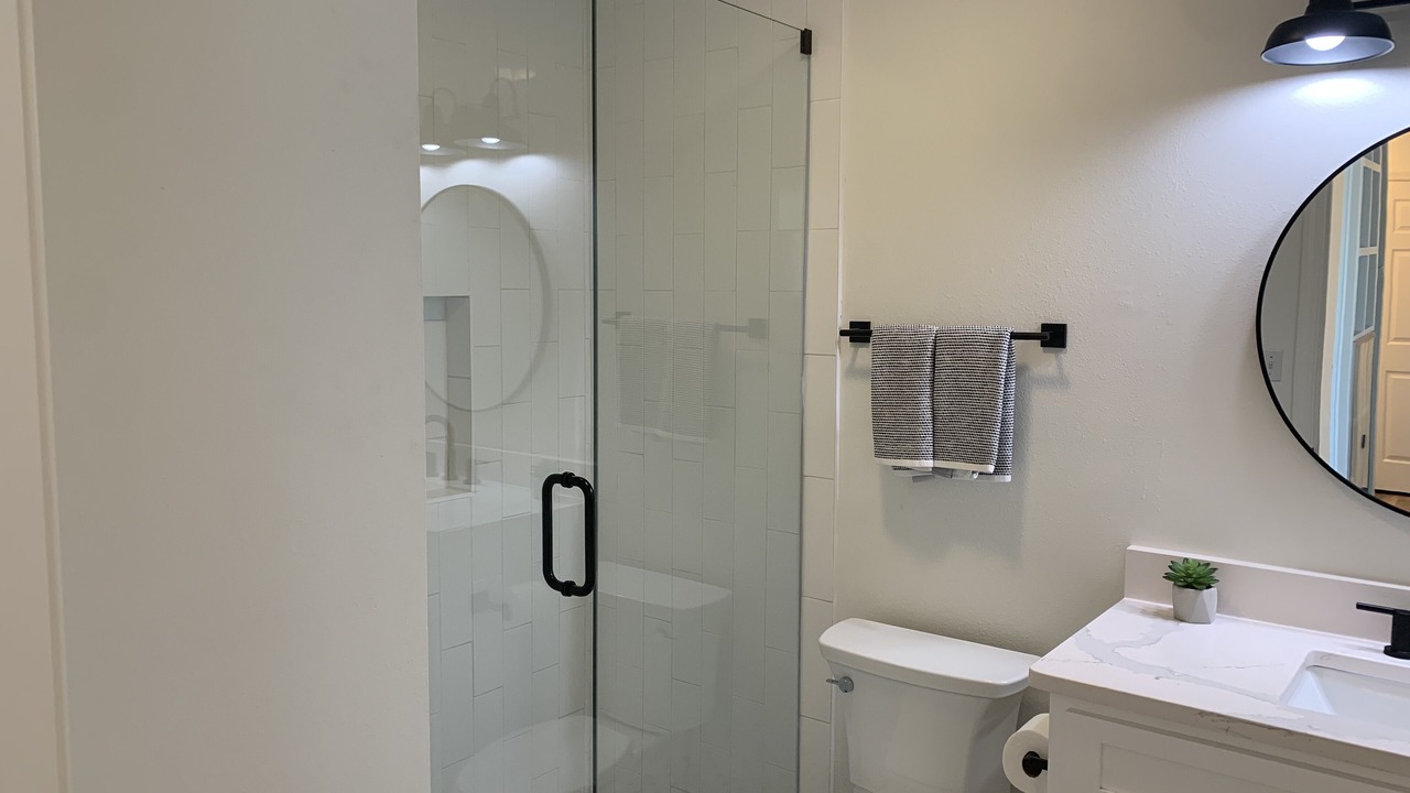 Photo of Bathroom in Gulf Trace
