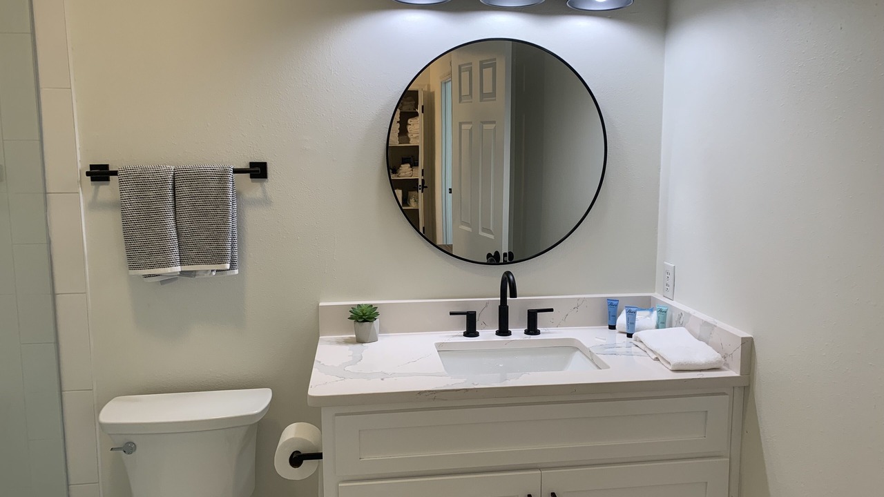 Photo of Bathroom in Gulf Trace