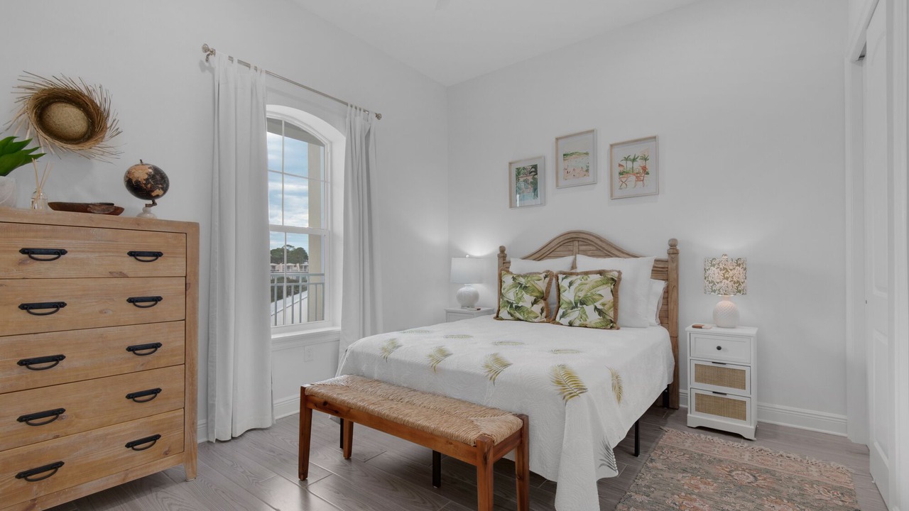 Photo of Bedroom in Gulf Place