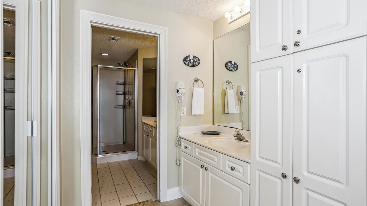 Photo of Bathroom in Navarre Beach