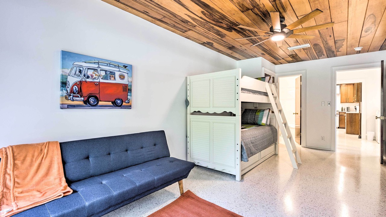 Photo of Bedroom in Biloxi