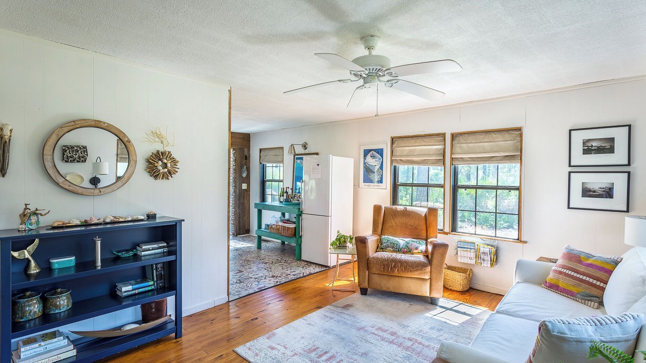 Photo of Livingroom in Alligator Point