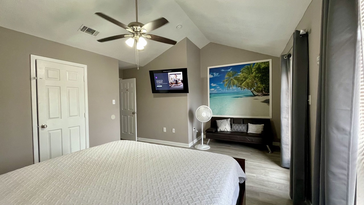 Photo of Bedroom in Gulfport