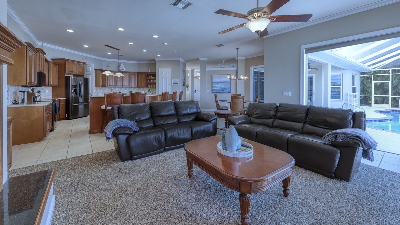 Photo of Livingroom in Eight Lakes