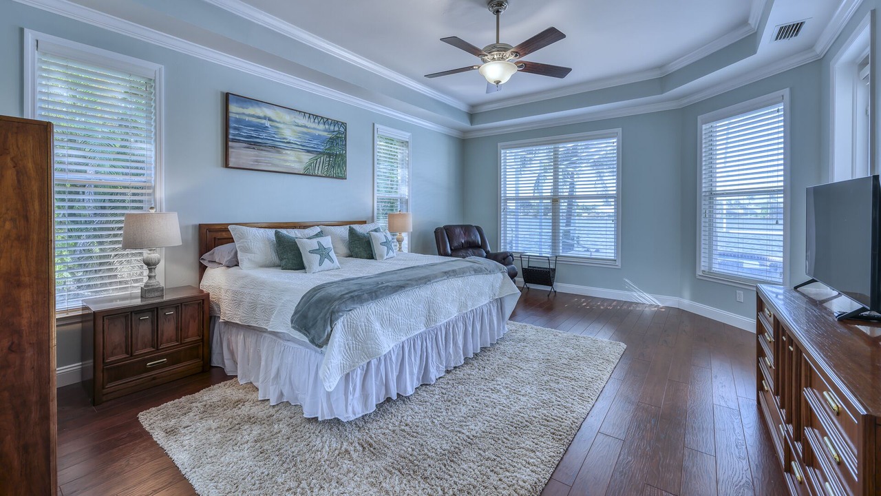 Photo of Bedroom in Eight Lakes