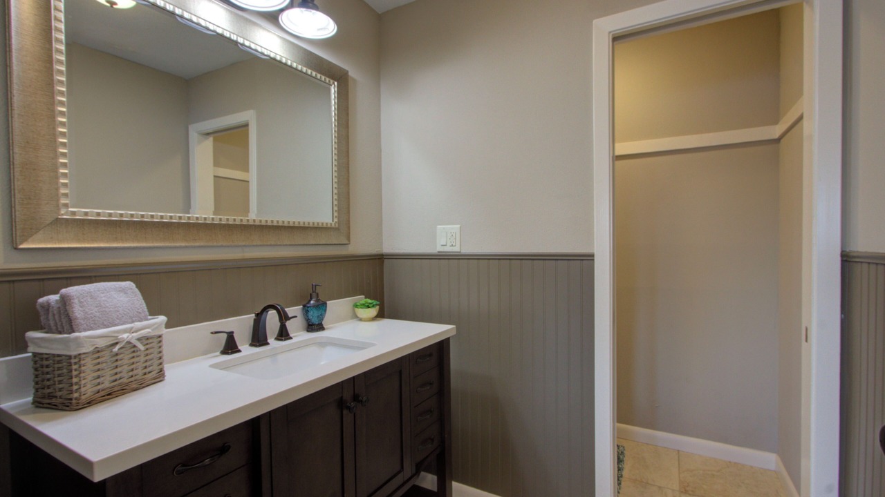 Photo of Bedroom in Hot Springs