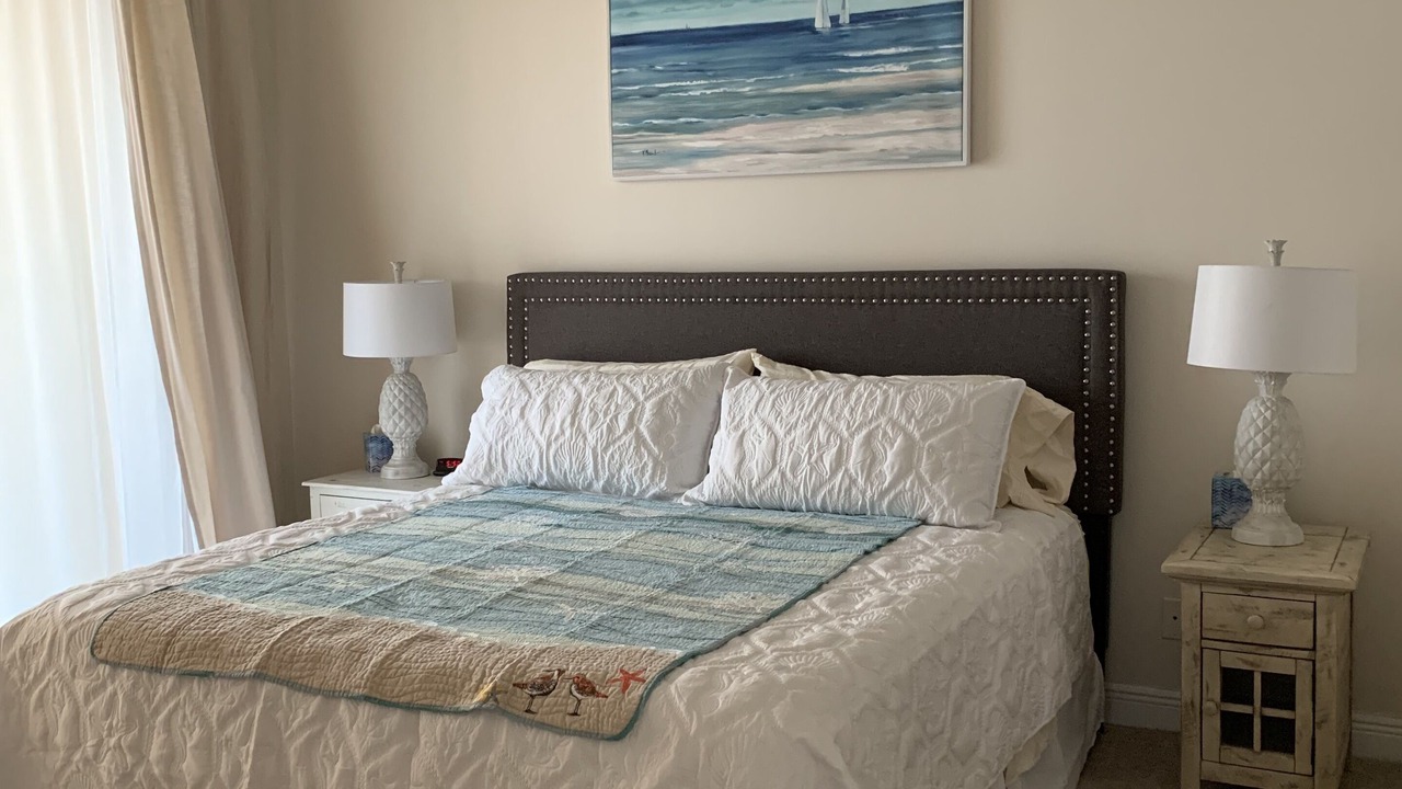 Photo of Bedroom in Henderson Point