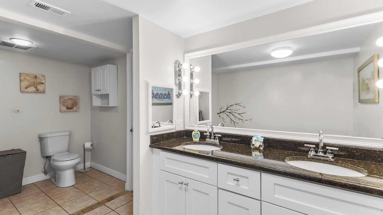 Photo of Bathroom in Seabreeze Park