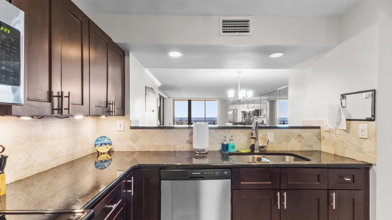 Photo of Kitchen in Seabreeze Park