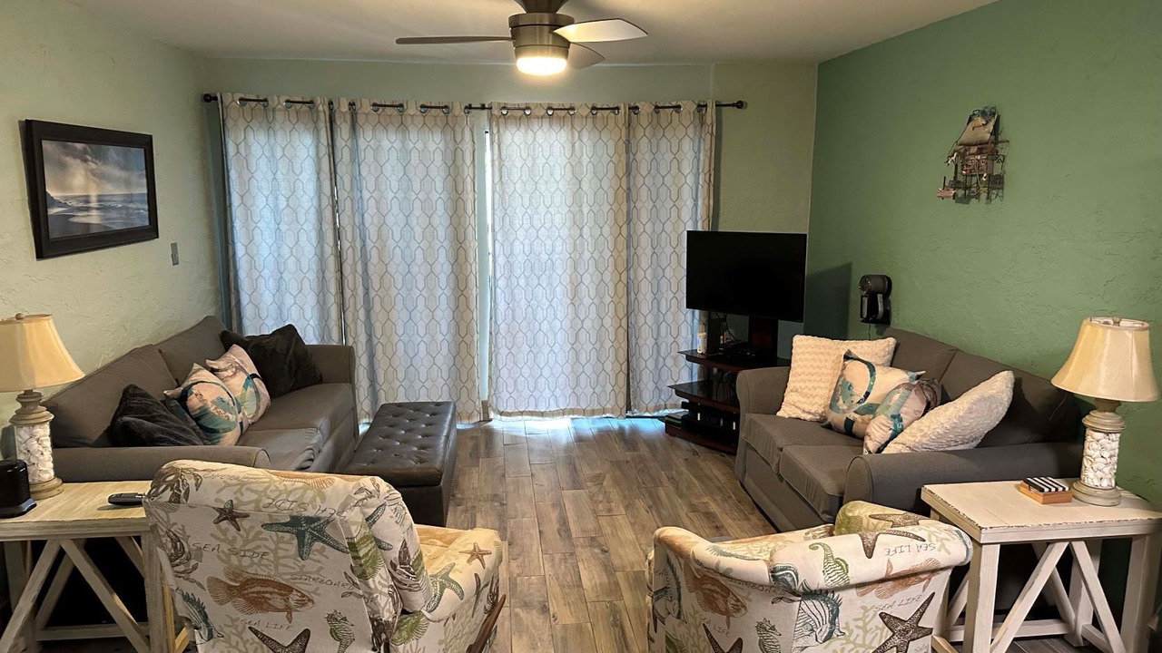 Photo of Livingroom in Bel Air