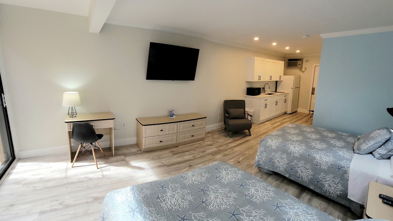 Photo of Bedroom in Treasure Island