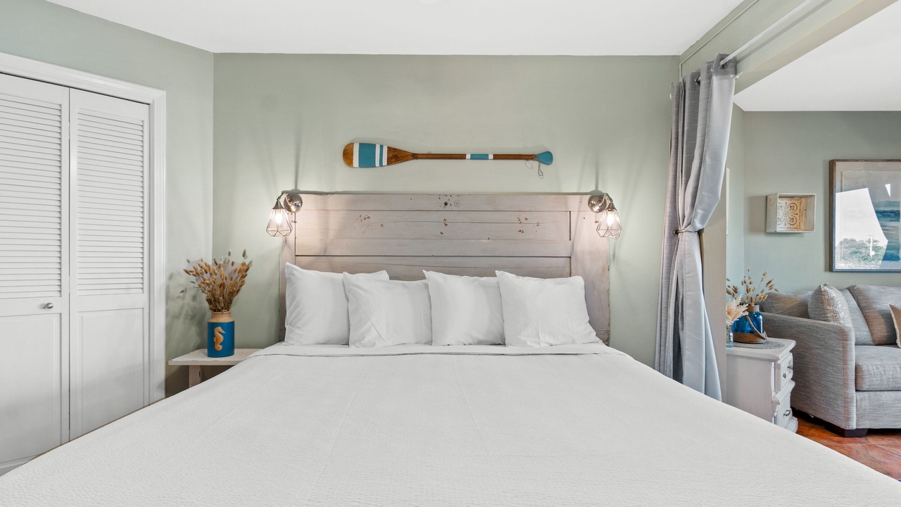 Photo of Bedroom in Gulf Lagoon Beach