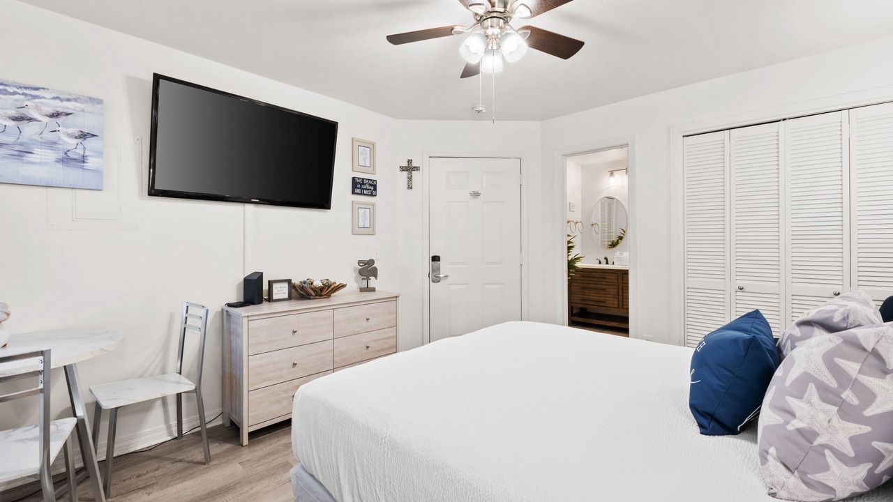 Photo of Bedroom in Gulf Lagoon Beach