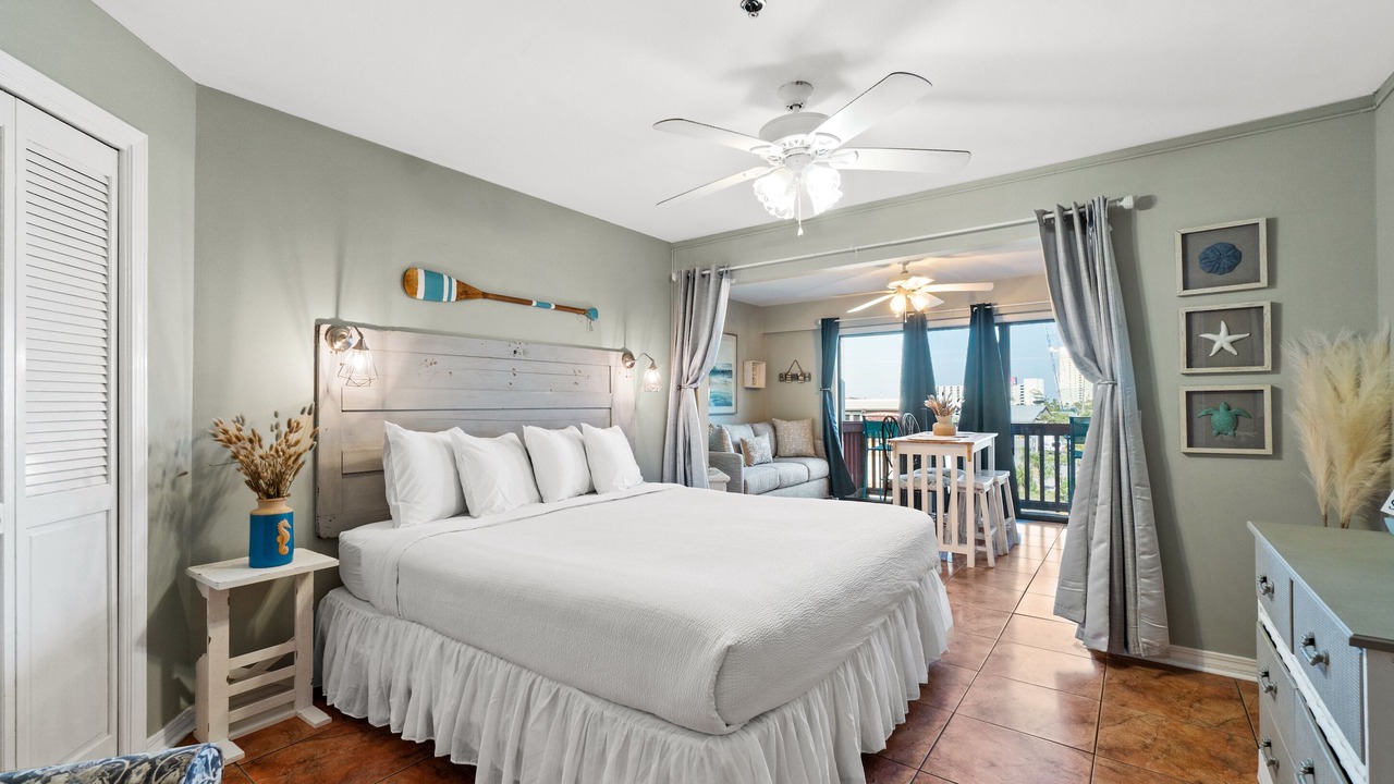 Photo of Bedroom in Gulf Lagoon Beach