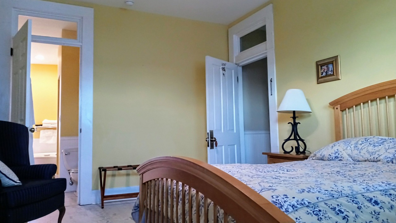 Photo of Bedroom in Cowan