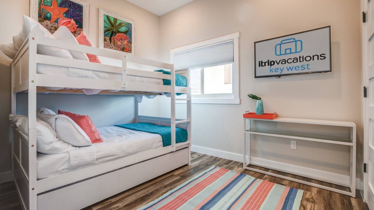 Photo of Bedroom in Cutthroat Harbor Estates