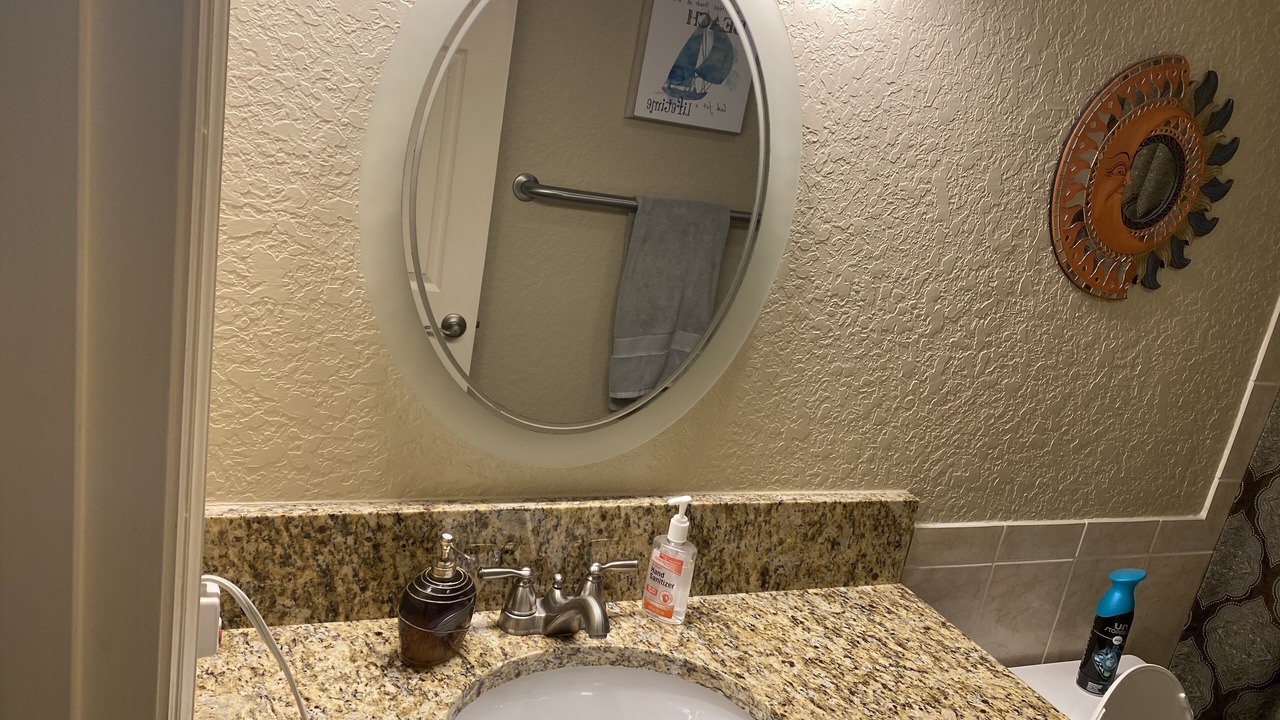 Photo of Bathroom in Lenox Park