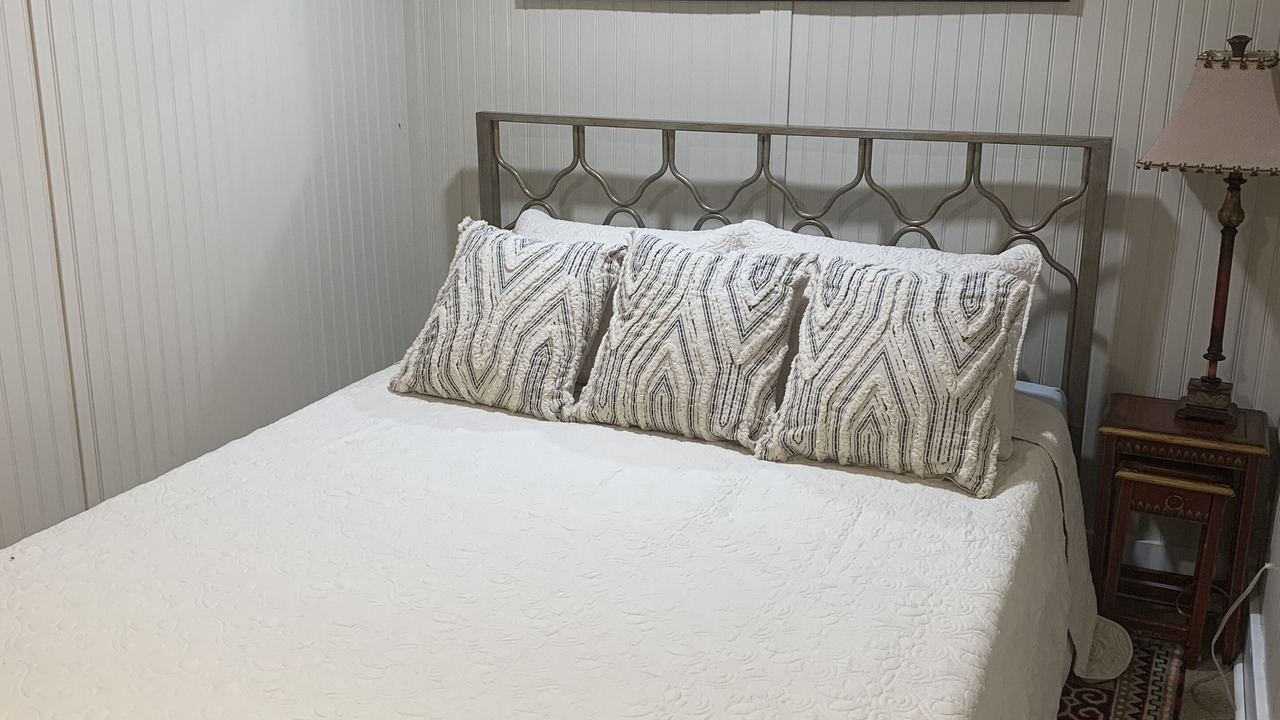 Photo of Bedroom in Laurel Hill