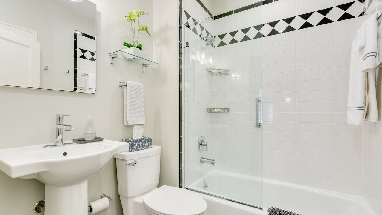 Photo of Bathroom in Galveston