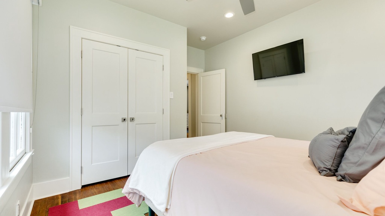 Photo of Bedroom in Galveston