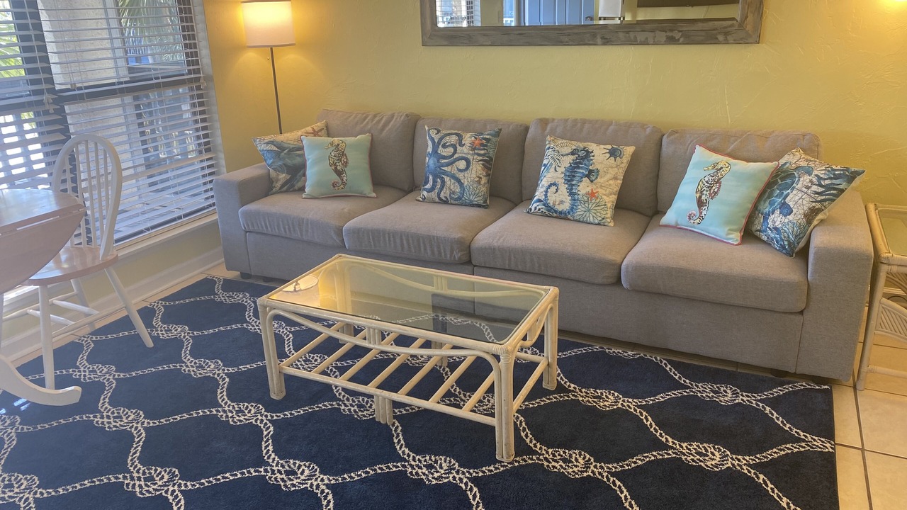 Photo of Livingroom in Carrabelle