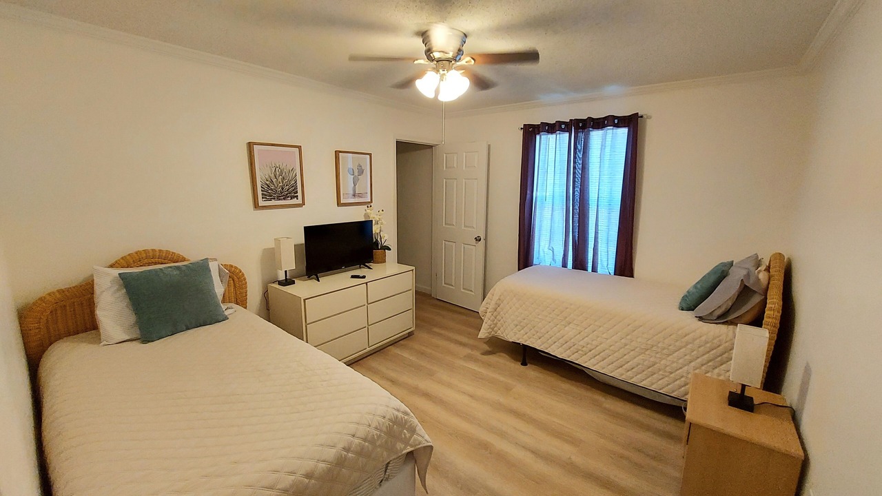 Photo of Bedroom in Riviera Beach