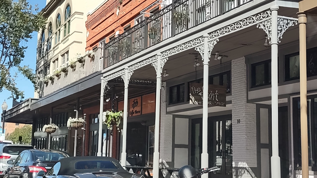 Photo of Outdoor in Old East Hill