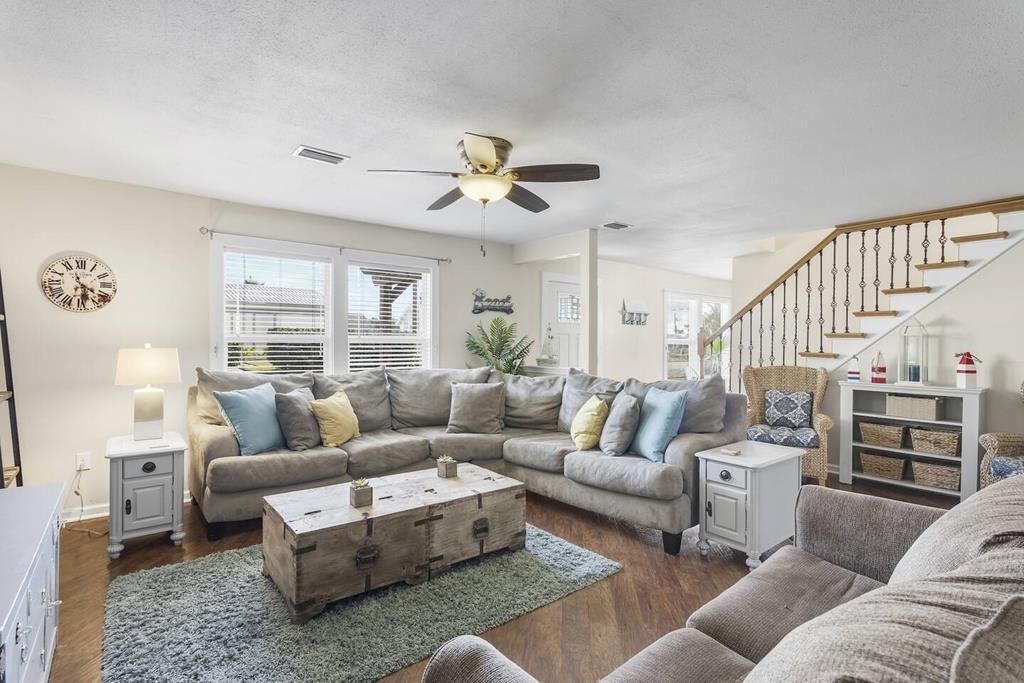Photo of Livingroom in Laguna Beach