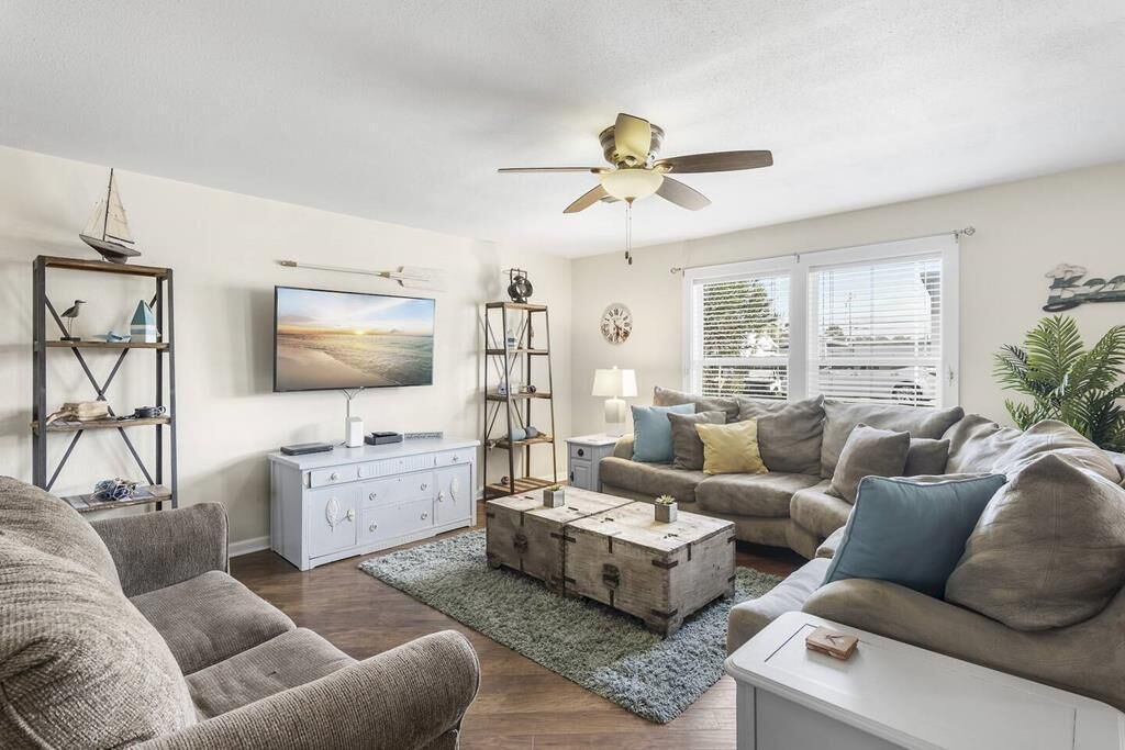 Photo of Livingroom in Laguna Beach