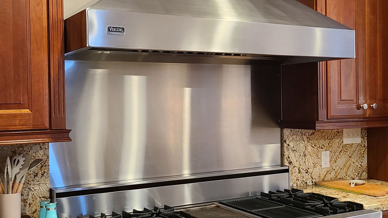 Photo of Kitchen in White St. Gallery