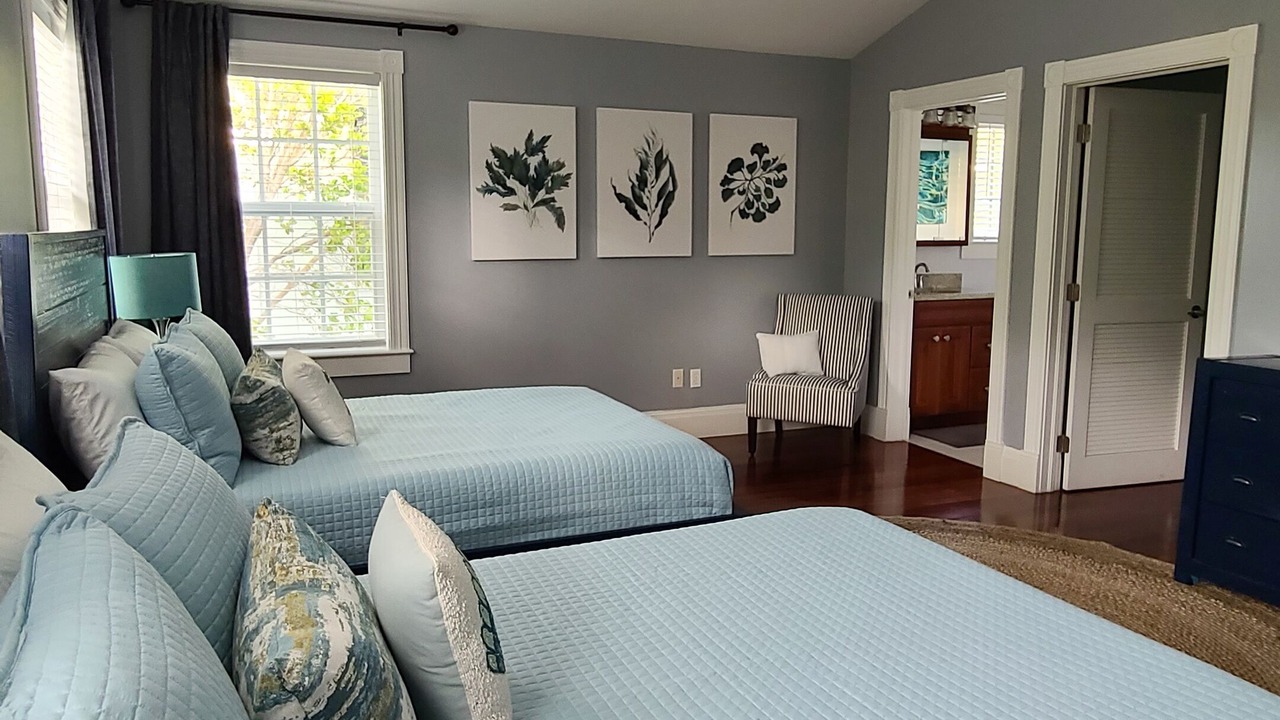 Photo of Bedroom in White St. Gallery