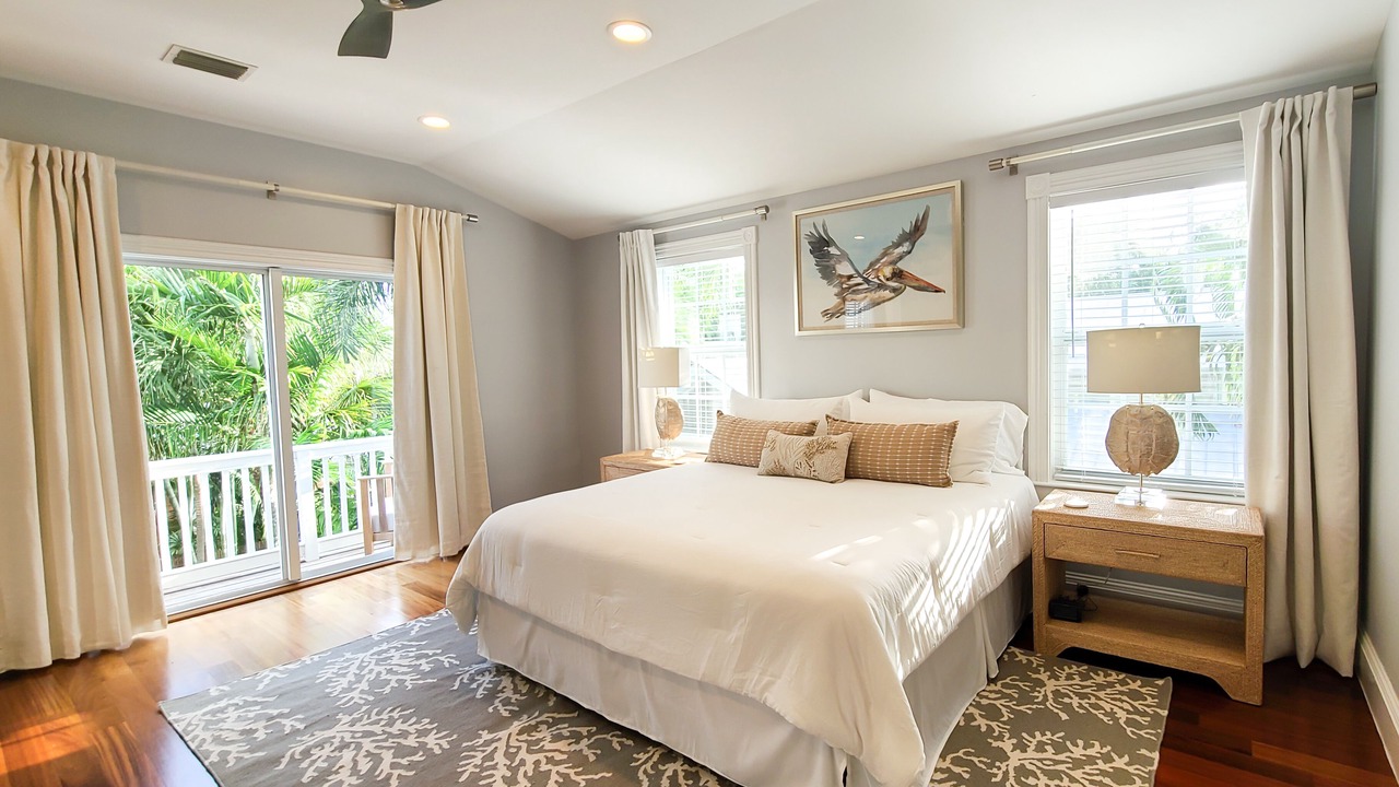 Photo of Bedroom in White St. Gallery