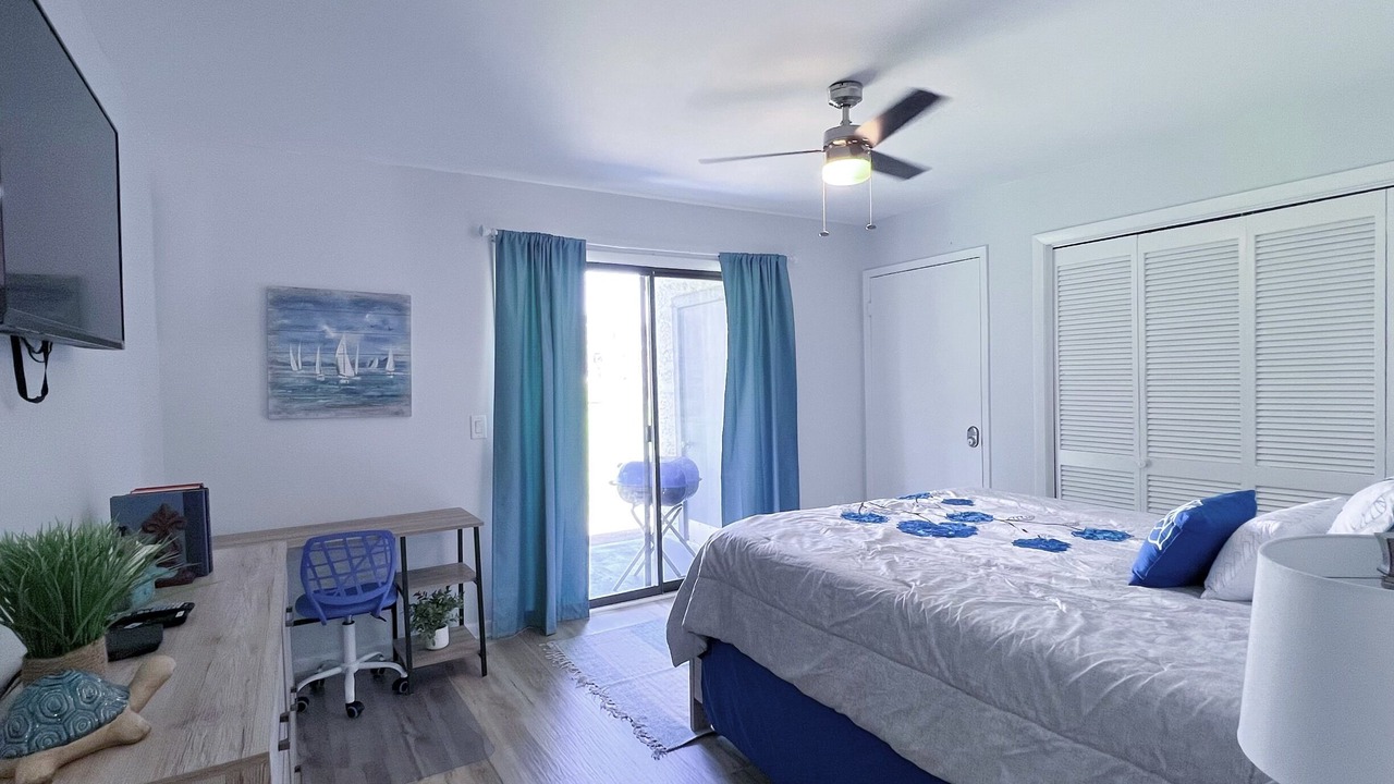 Photo of Bedroom in El Centro Beach