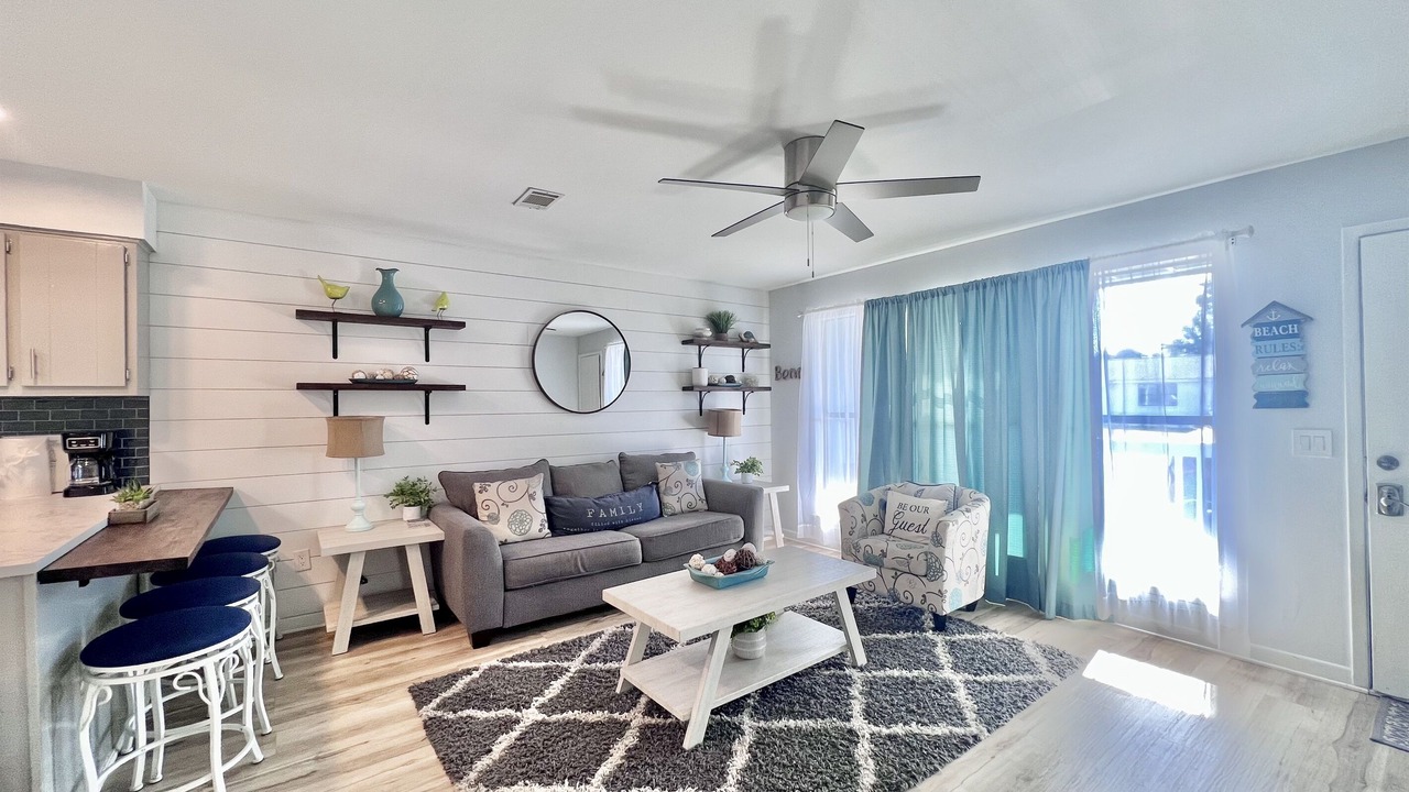Photo of Livingroom in El Centro Beach