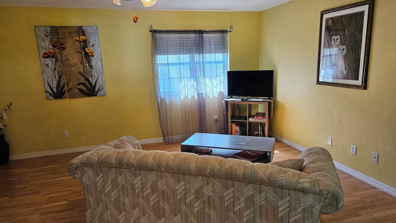Photo of Livingroom in Summerfield
