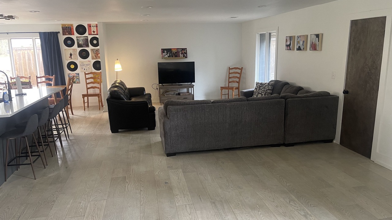 Photo of Livingroom in Belden