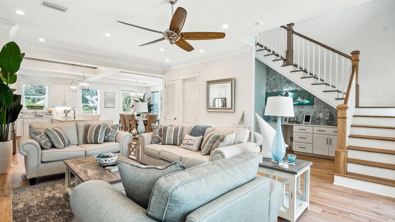 Photo of Livingroom in Emerald Waters Village