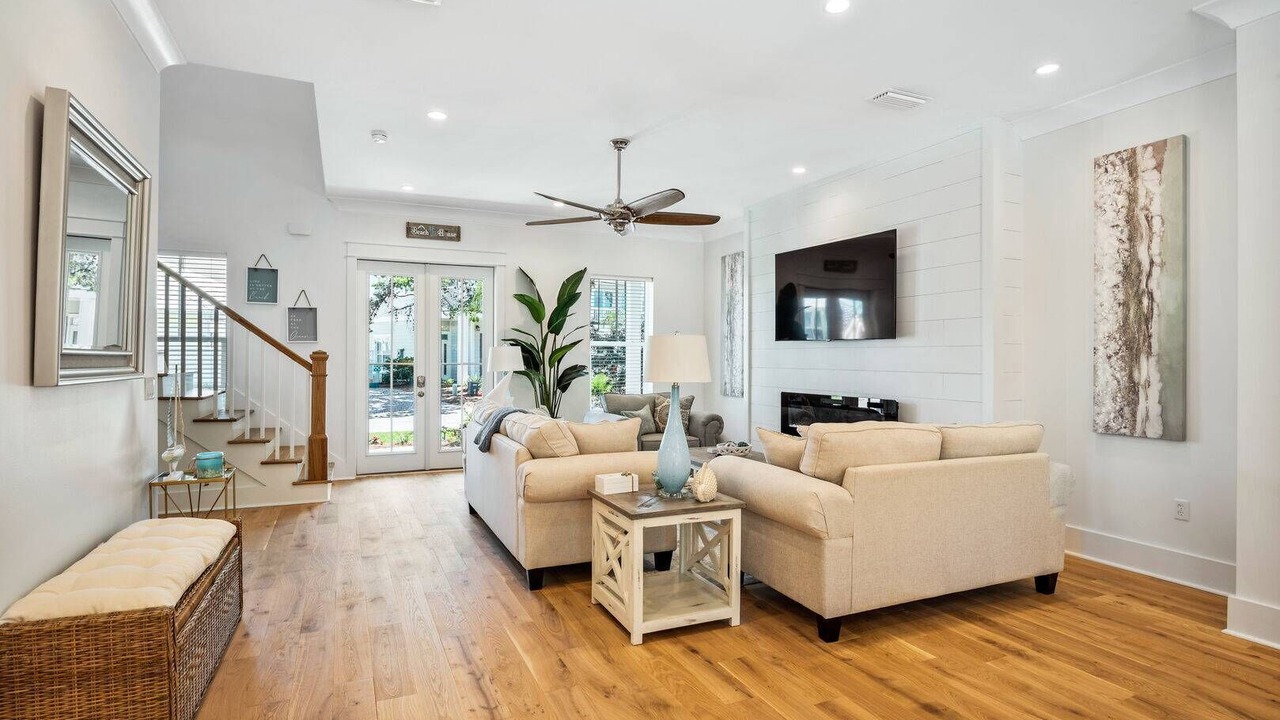 Photo of Livingroom in Emerald Waters Village